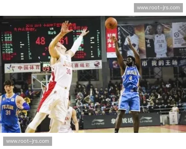 锡伯杜强化防守轮转 尼克斯限制对手三分命中率